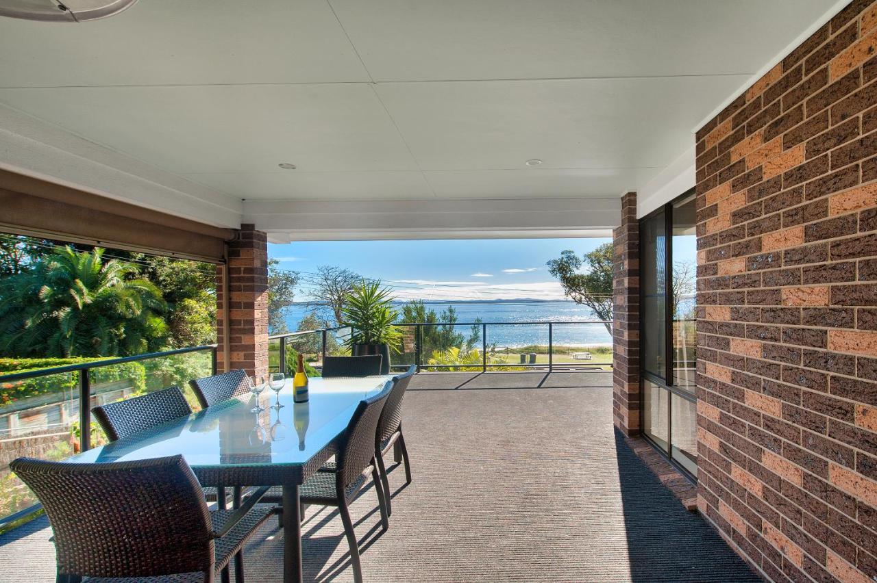 Dutchie'S Dream - Glorious Views And Opposite Dutchies Beach Nelson Bay Exterior foto