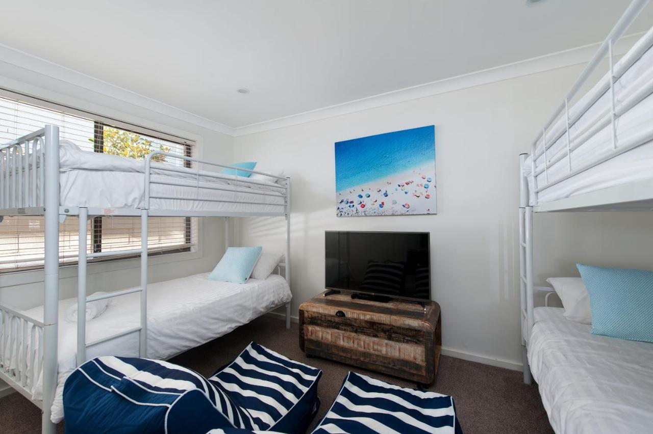 Dutchie'S Dream - Glorious Views And Opposite Dutchies Beach Nelson Bay Exterior foto